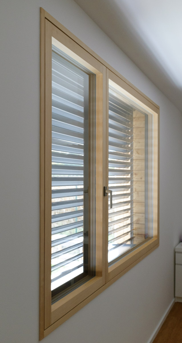  smartwin v rovine interierovej steny 