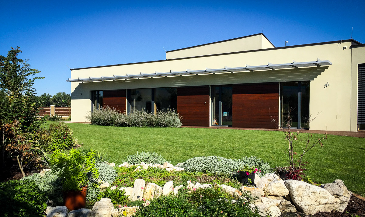  smartwin.  Autor projektu: Createrra 